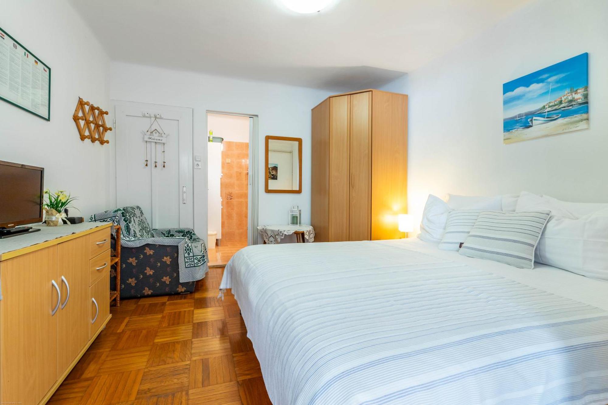 Apartments Katarina Baska  Bagian luar foto